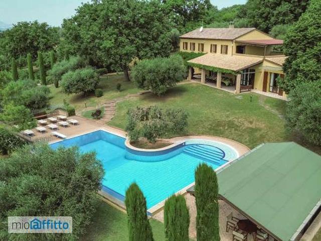 Villa Indipendente in affitto a Vigna del Mare, Marche