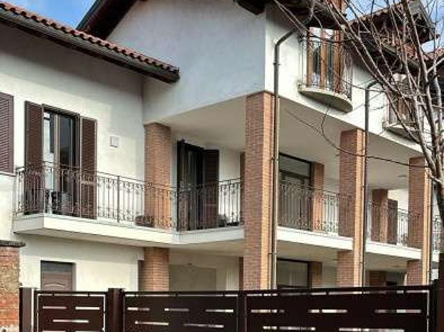 Villa Indipendente in affitto a Sciarè, Gallarate