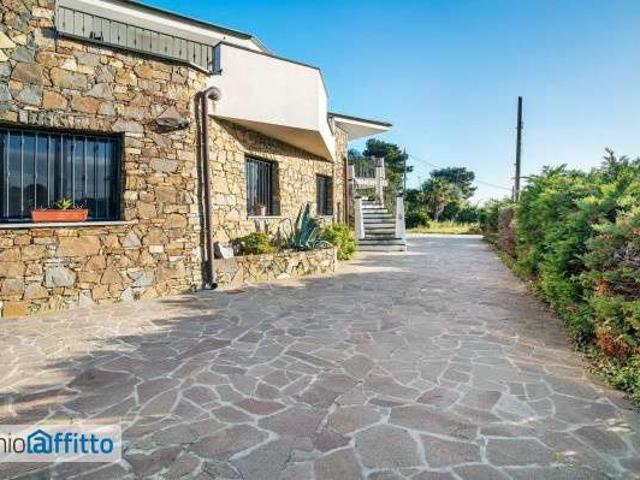 Villa Indipendente in affitto a Andora, Liguria