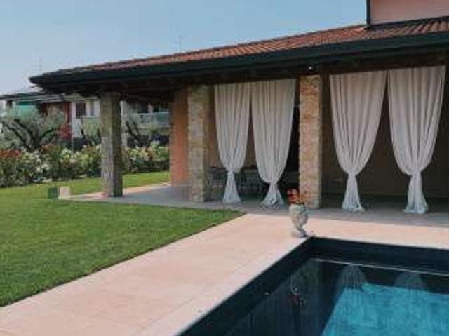 Villa Indipendente in affitto a Lavagno, Vago