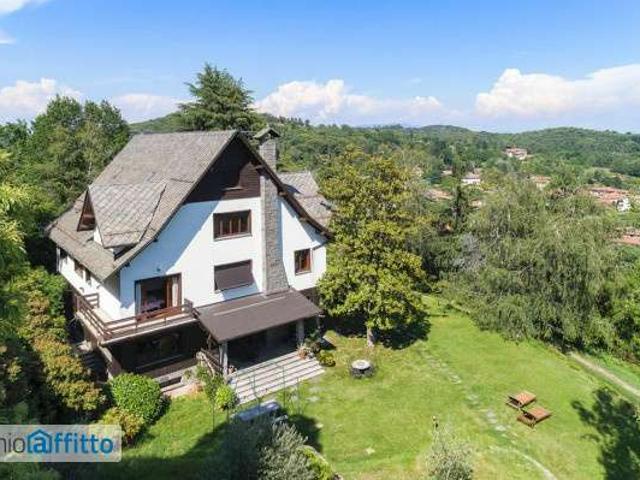 Villa Indipendente in affitto a Piemonte, Novara