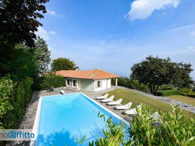 Villa Indipendente in affitto a Padenghe Sul Garda, Lombardia