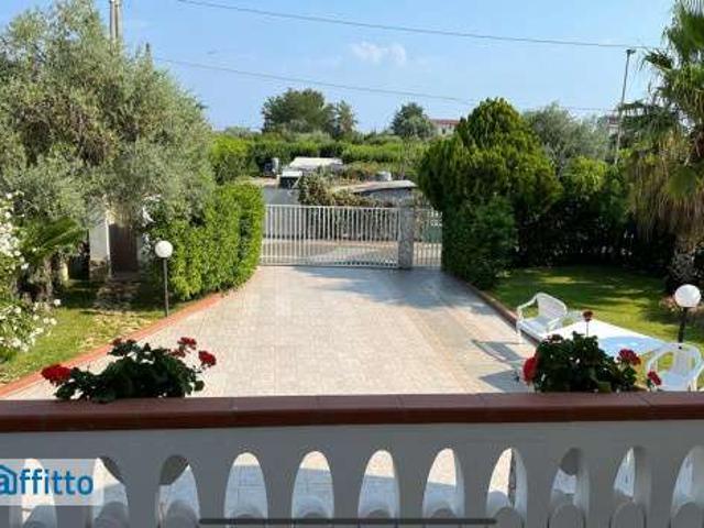 Villa Indipendente in affitto a Corigliano-Rossano, Calabria