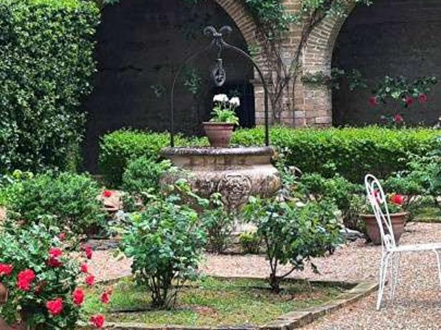 Villa Indipendente in affitto a Perugia