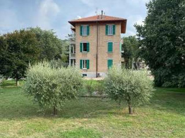 Villa Indipendente in affitto a Marche, Fermo