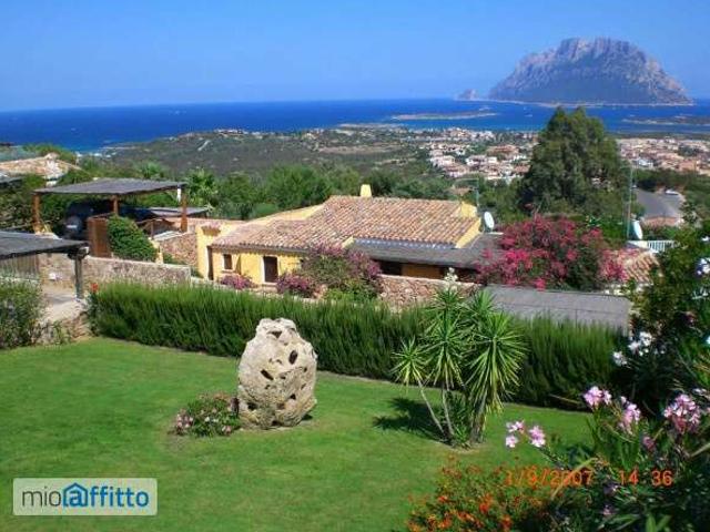 Villa Indipendente in affitto a Porto San Paolo, Sardigna/Sardegna