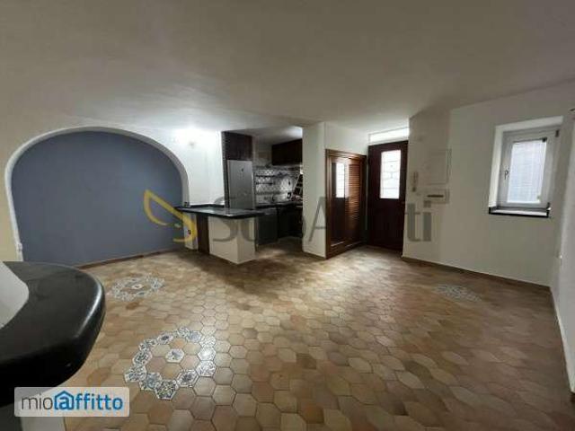 Villa Indipendente in affitto a Municipalità 1, Campania