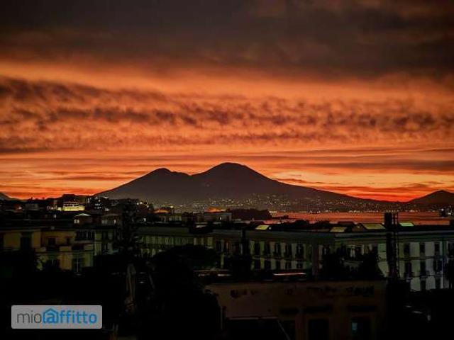 Villa Indipendente in affitto a Municipalità 1, Napola