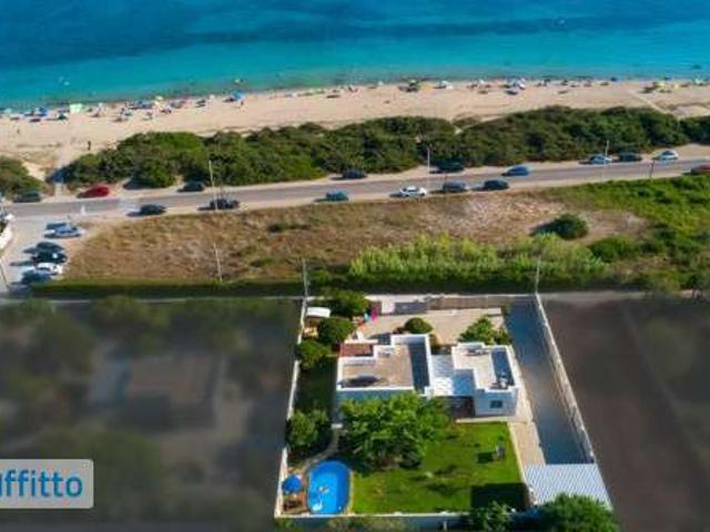 Villa Indipendente in affitto a Puglia, Taranto