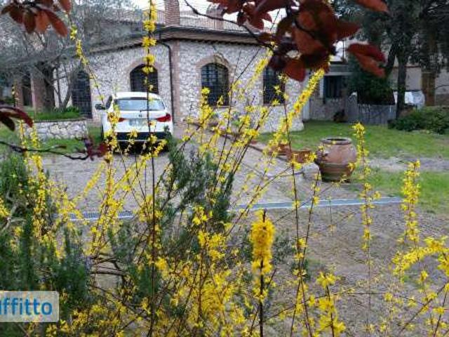 Villa Indipendente in affitto a Calvi Dell'umbria, Umbria