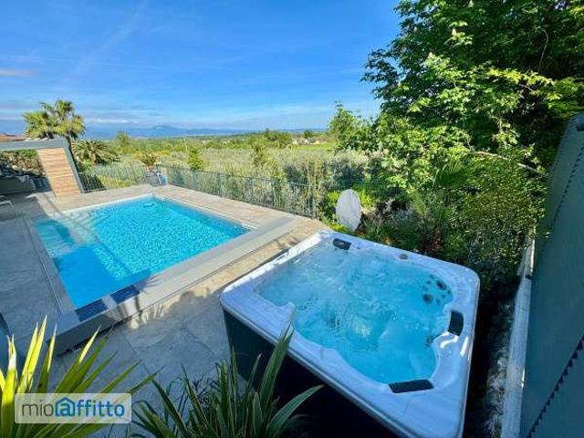Villa Indipendente in affitto a Soiano Del Lago, Lombardia