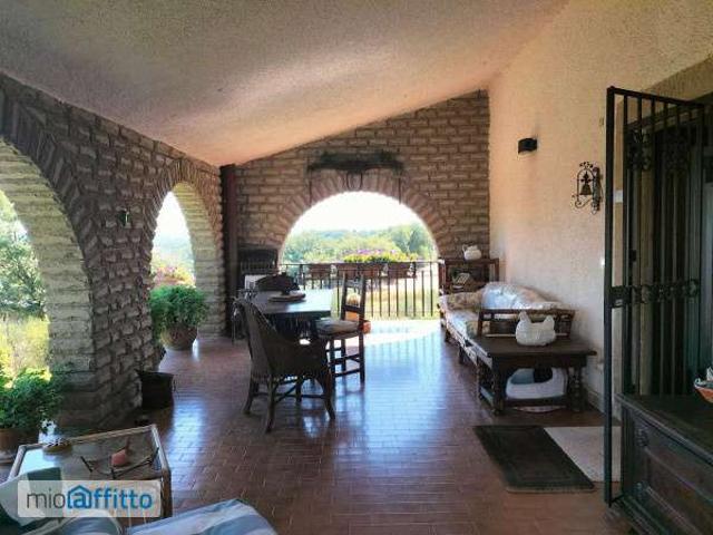 Villa Indipendente in affitto a Soriano Nel Cimino, Lazio