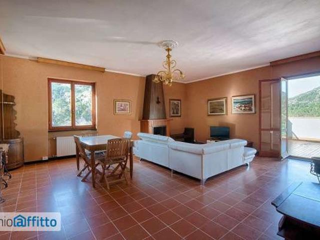 Villa Indipendente in affitto a Gandoglia, Noli