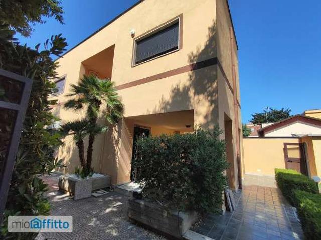 Villa Indipendente in affitto a VII Circoscrizione, Palermo