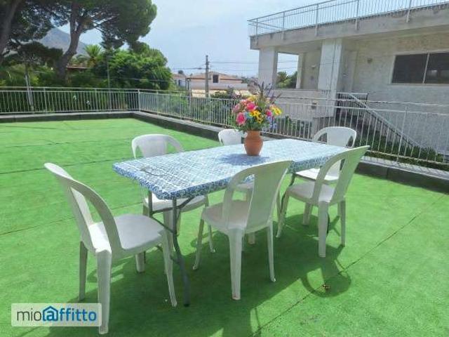 Villa Indipendente in affitto a VII Circoscrizione, Palermo