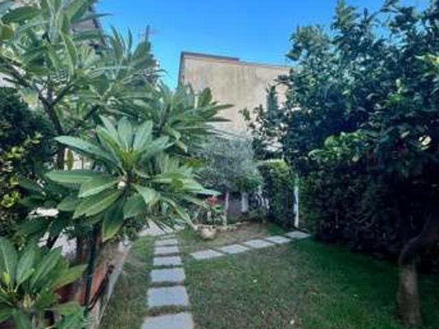 Villa Indipendente in affitto a VII Circoscrizione, Palermo