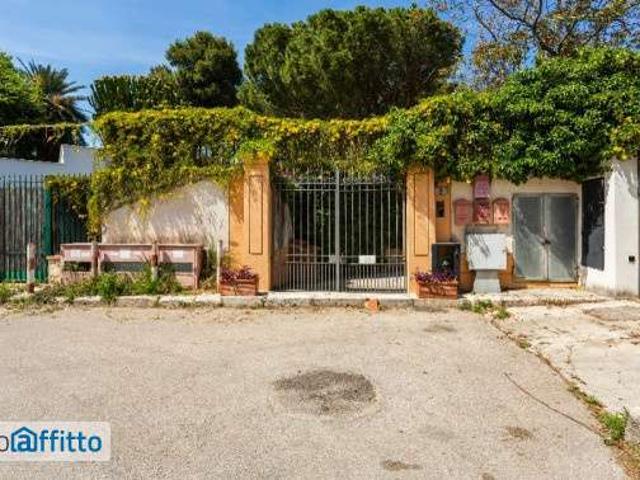 Villa Indipendente in affitto a VII Circoscrizione, Palermo