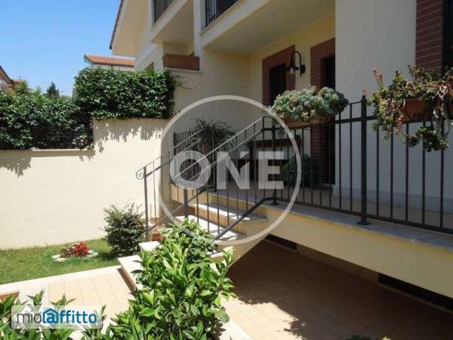 Villa Indipendente in affitto a Centroni, Roma Capitale