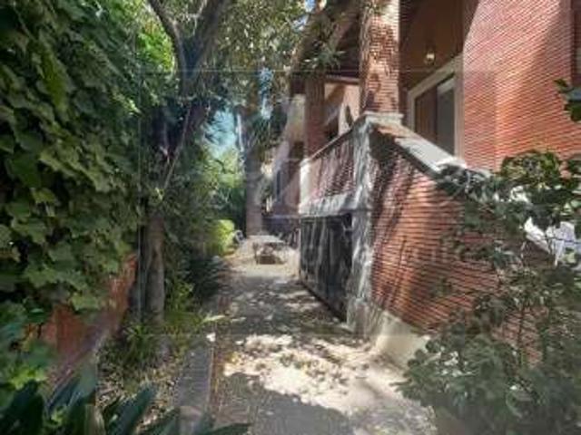 Villa Indipendente in affitto a Municipio Roma I, Roma Capitale