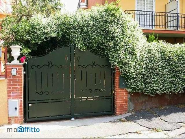 Villa Indipendente in affitto a Torre Flavia, Roma Capitale