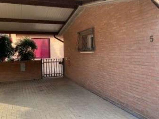 Villa Indipendente in affitto a Ponte San Pietro, Copparo