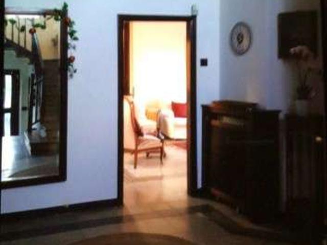 Villa Indipendente in affitto a Vergiate, Lombardia
