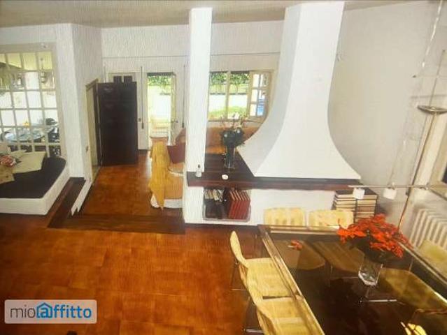 Villa Indipendente in affitto a Fregene, Roma Capitale