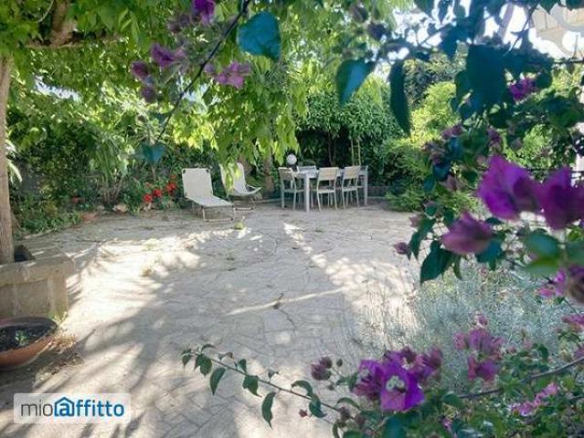 Villa Indipendente in affitto a Fregene, Roma Capitale