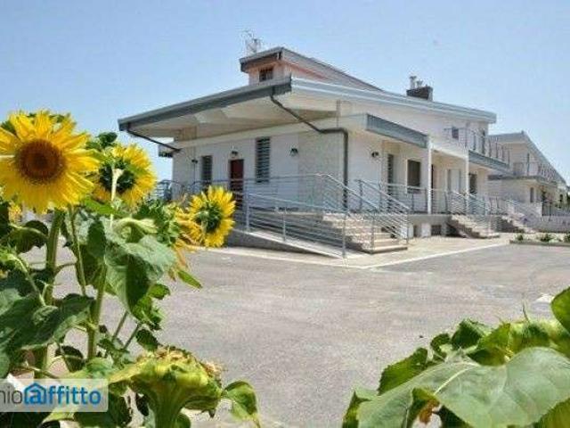 Villa Indipendente in affitto a Puglia, Foggia