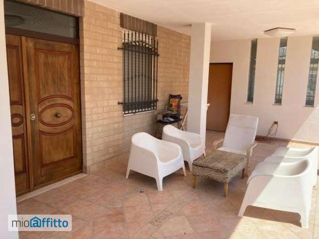 Villa Indipendente in affitto a Puglia, Foggia