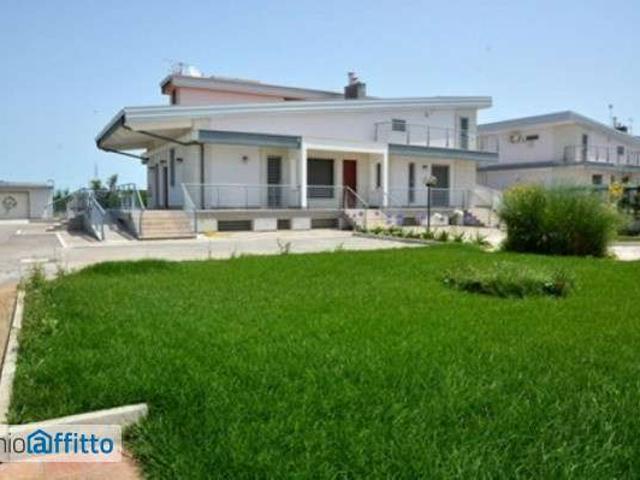 Villa Indipendente in affitto a Puglia, Foggia