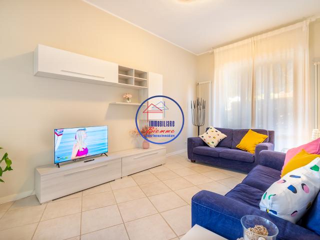 Villa Indipendente in affitto a Viareggio, Lucca