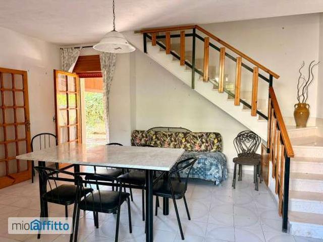 Villa Indipendente in affitto a Puglia, Taranto