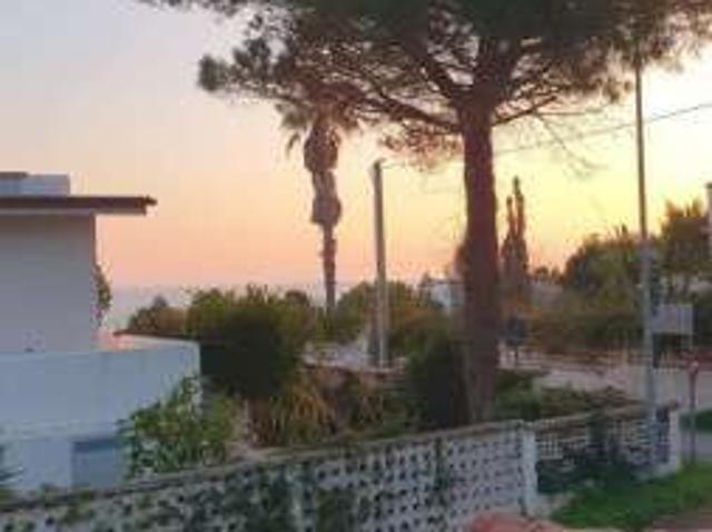 Villa Indipendente in affitto a Puglia, Taranto