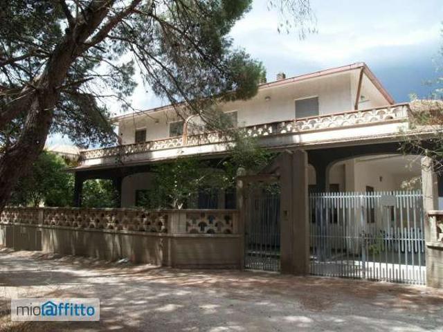 Villa Indipendente in affitto a Puglia, Taranto