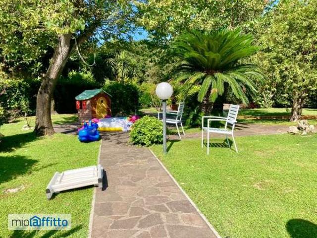 Villa Indipendente in affitto a Mezzomonte, Sabaudia
