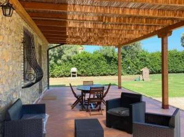 Villa Indipendente in affitto a Montalto Di Castro, Lazio