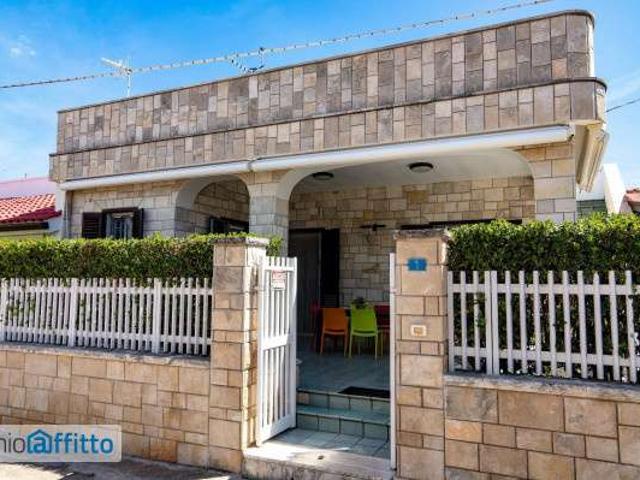 Villa Indipendente in affitto a Rosa Marina di Ostuni, Puglia