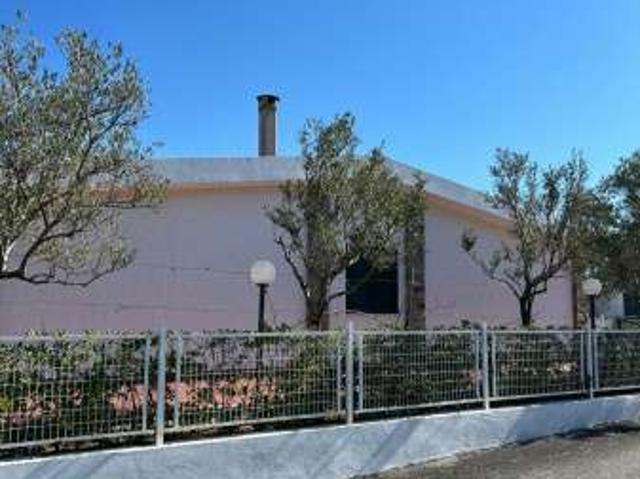 Villa Indipendente in affitto a Centola, Campania