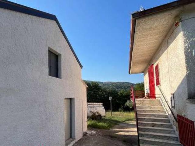 Villa Indipendente in affitto a Piana Di Monte Verna, Campania