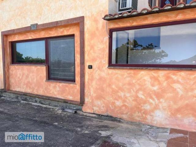 Villa Indipendente in affitto a Capoterra, Sardigna/Sardegna