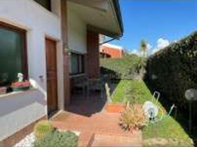 Villa Indipendente in affitto a Tognazzi, Roma Capitale