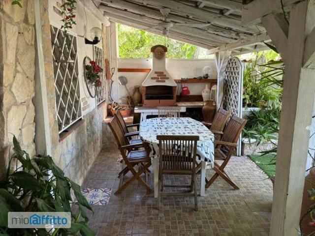 Villa Indipendente in affitto a Puglia, Taranto
