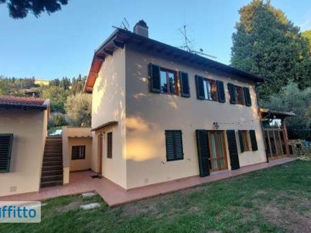 Villa Indipendente in affitto a Quartiere 3, Firenze