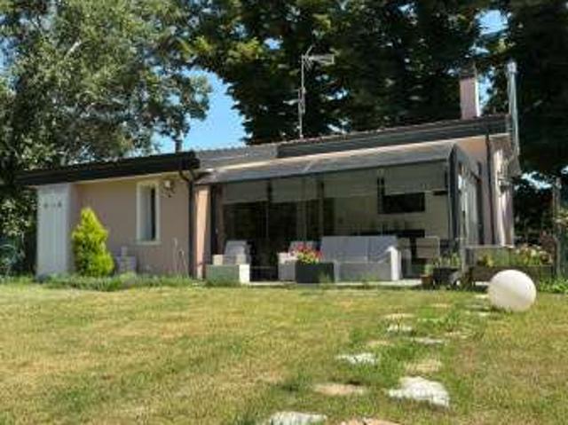 Villa Indipendente in affitto a Rimini, Reggio Emilia
