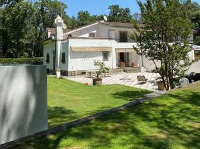 Villa Indipendente in affitto a Mezzomonte, Sabaudia