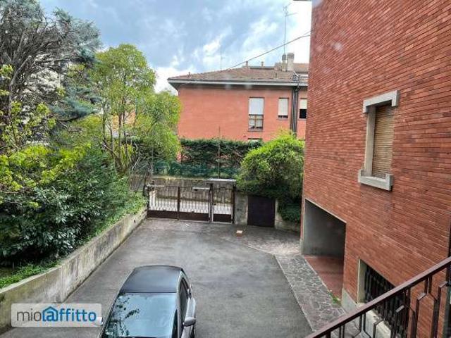 Villa Indipendente in affitto a Monte Donato, Bologna