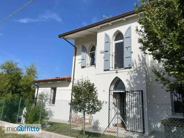 Villa Indipendente in affitto a Santarcangelo Di, Reggio Emilia