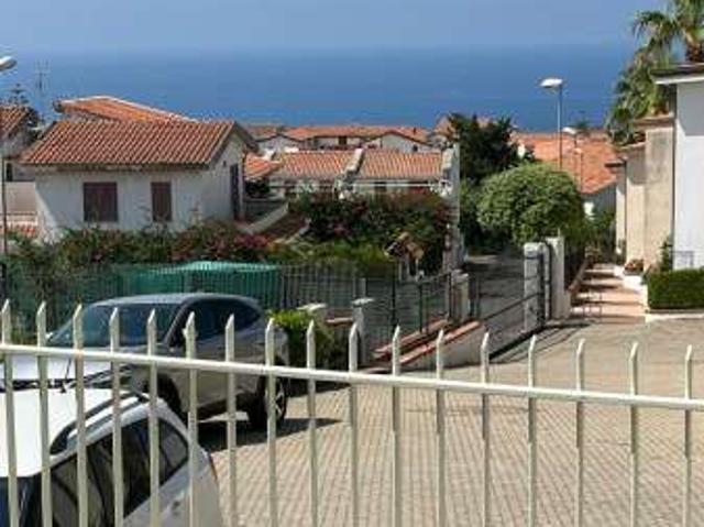 Villa Indipendente in affitto a La Petrosa, Calabria