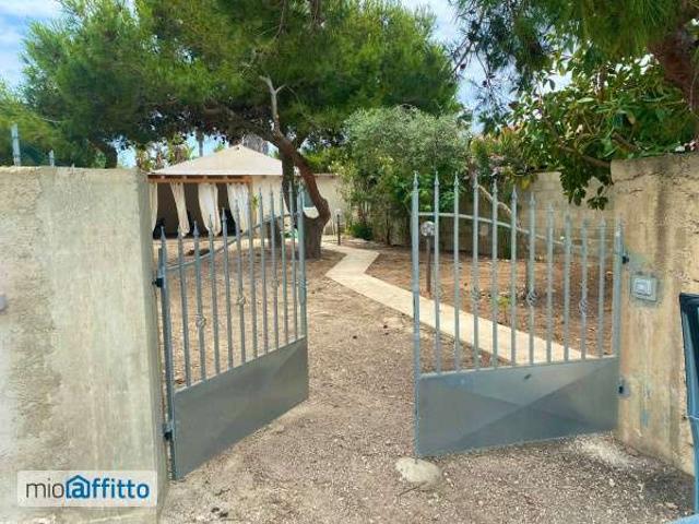 Villa Indipendente in affitto a Cava d'Aliga, Cava D'aliga